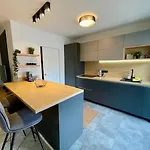Stylisches Cityapartment Mit Schlossbergblick Appartamento Graz