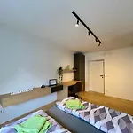 Stylisches Cityapartment Mit Schlossbergblick * Graz