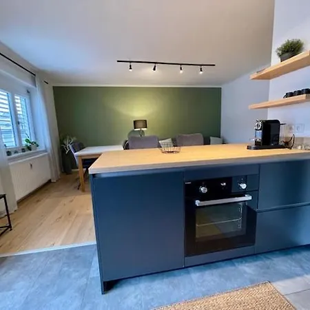 Stylisches Cityapartment Mit Schlossbergblick Appartamento Graz