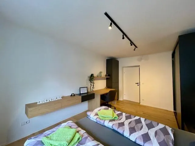 Stylisches Cityapartment Mit Schlossbergblick * Štýrský Hradec